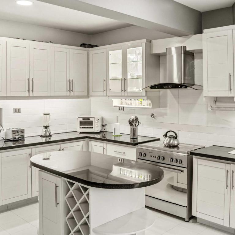 3BR Sky Oasis Penthouse with City Views Parking Country Club Zone - Apartamento - 19