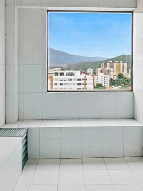 3BR Sky Oasis Penthouse with City Views Parking Country Club Zone - Apartamento - 34