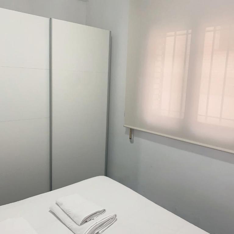La Casa de Santa Leocadia - Two-Bedroom Apartment - 5
