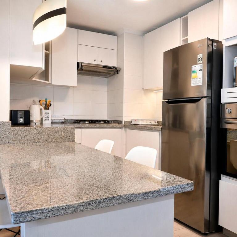 Smart Host Rentals - Style and Comfort by the Sea - Two-Bedroom Apartment with Terrace and Sea View - 11