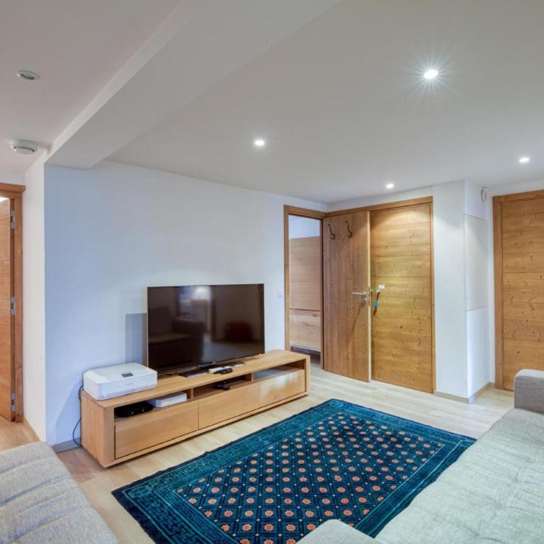 Luxury Chalet Sleeps 10 Mont Blanc View Hammam - Chalet - 32