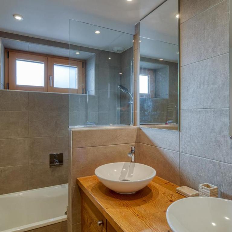 Luxury Chalet Sleeps 10 Mont Blanc View Hammam - Chalet - 35