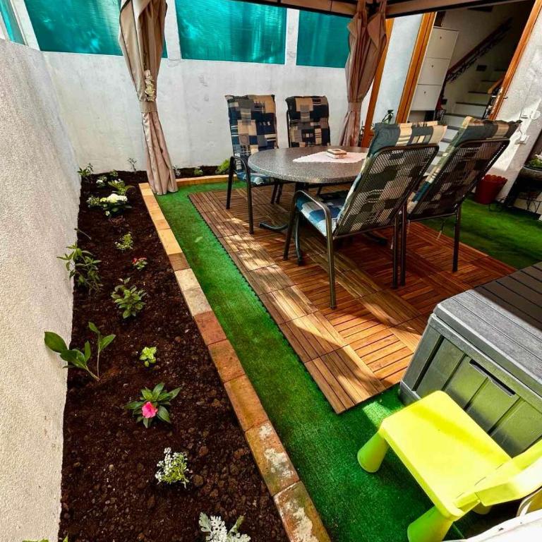 Vintage Penthouse Apartment Sarajevo - Apartman sa 2 Spavaće Sobe - 24