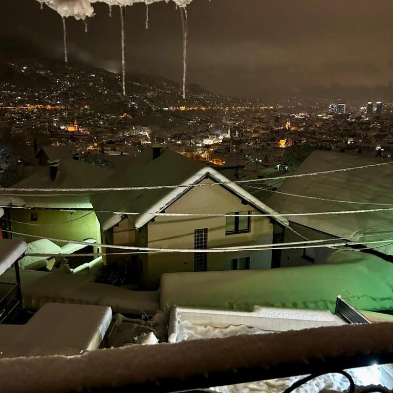 Vintage Penthouse Apartment Sarajevo - Apartman sa 2 Spavaće Sobe - 75