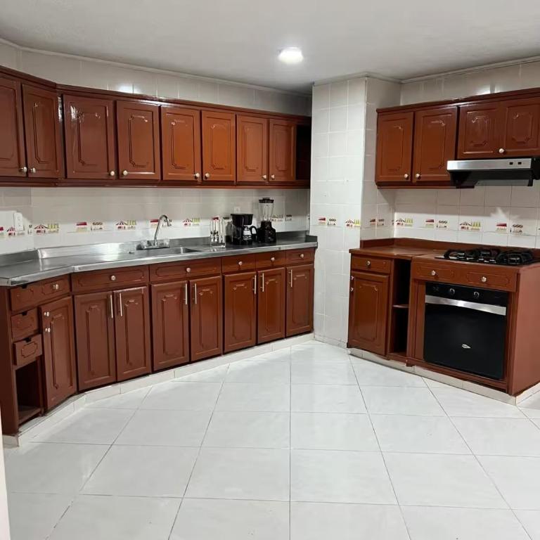 Moderno, Amplio y Central - Apto en Bucaramanga - Apartamento de 2 dormitorios - 4