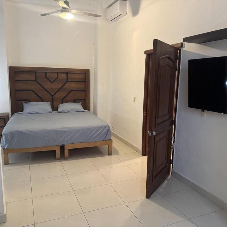 New Maars Hacienda - Two-Bedroom House - 33