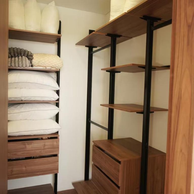 Lujoso Apto Moderno con AC, Balcón, Piscina, Cine y Gym - Apartamento de 1 dormitorio - 13