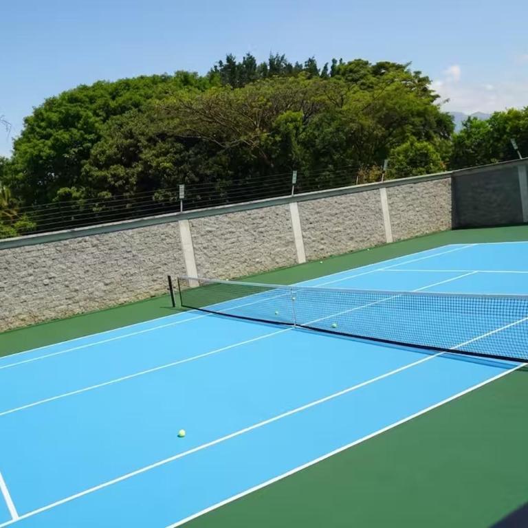 Lujoso Apto Moderno con AC, Balcón, Piscina, Cine y Gym - Apartamento de 1 dormitorio - 14