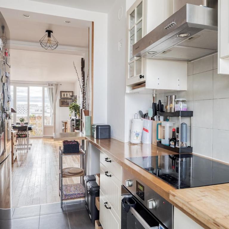 Apt 60m2 with balcony for 4, Eifel Tower view from room - Appartement 2 Chambres avec Balcon - 3