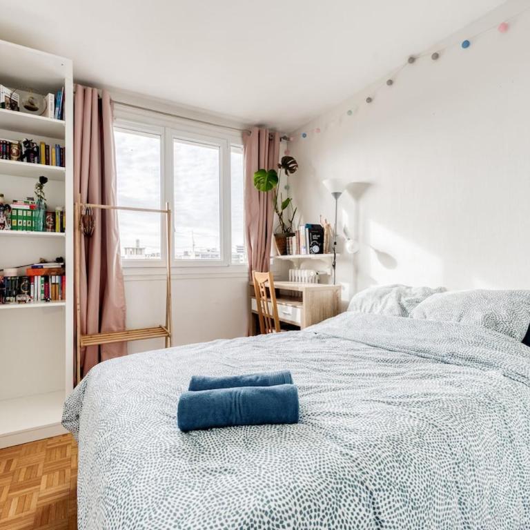 Apt 60m2 with balcony for 4, Eifel Tower view from room - Appartement 2 Chambres avec Balcon - 4