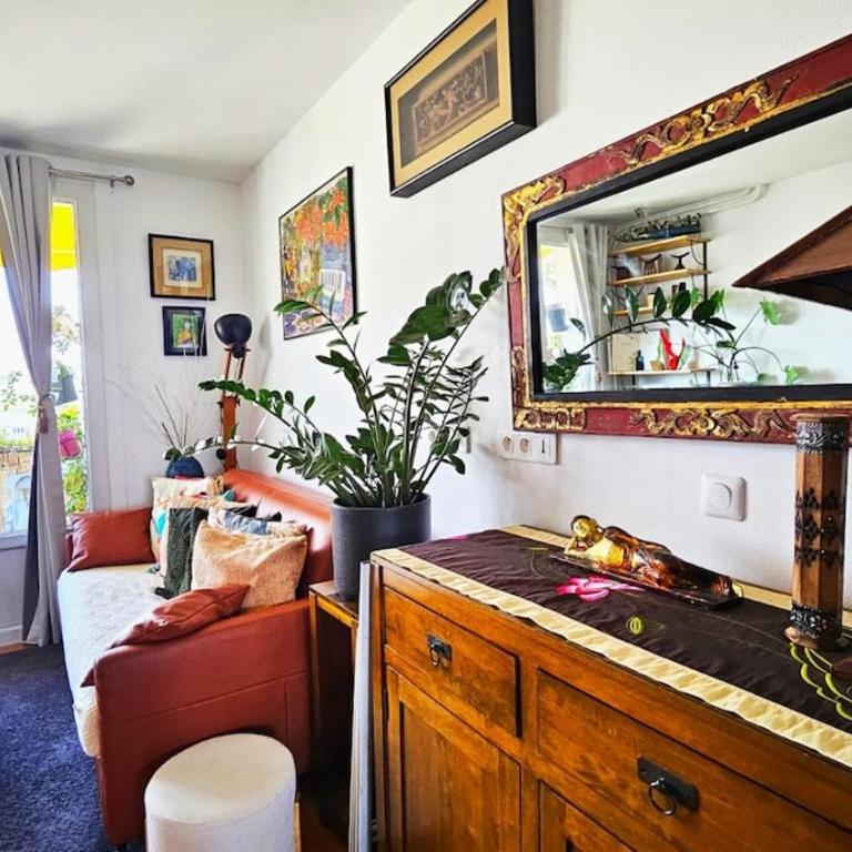 Apt 60m2 with balcony for 4, Eifel Tower view from room - Appartement 2 Chambres avec Balcon - 5