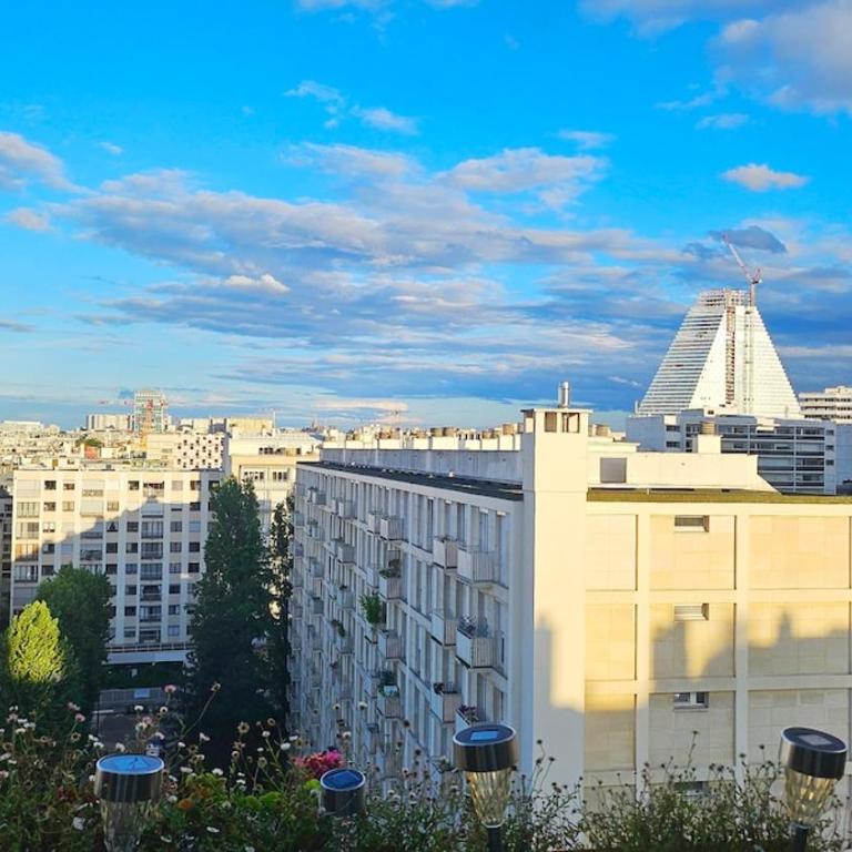 Apt 60m2 with balcony for 4, Eifel Tower view from room - Appartement 2 Chambres avec Balcon - 17