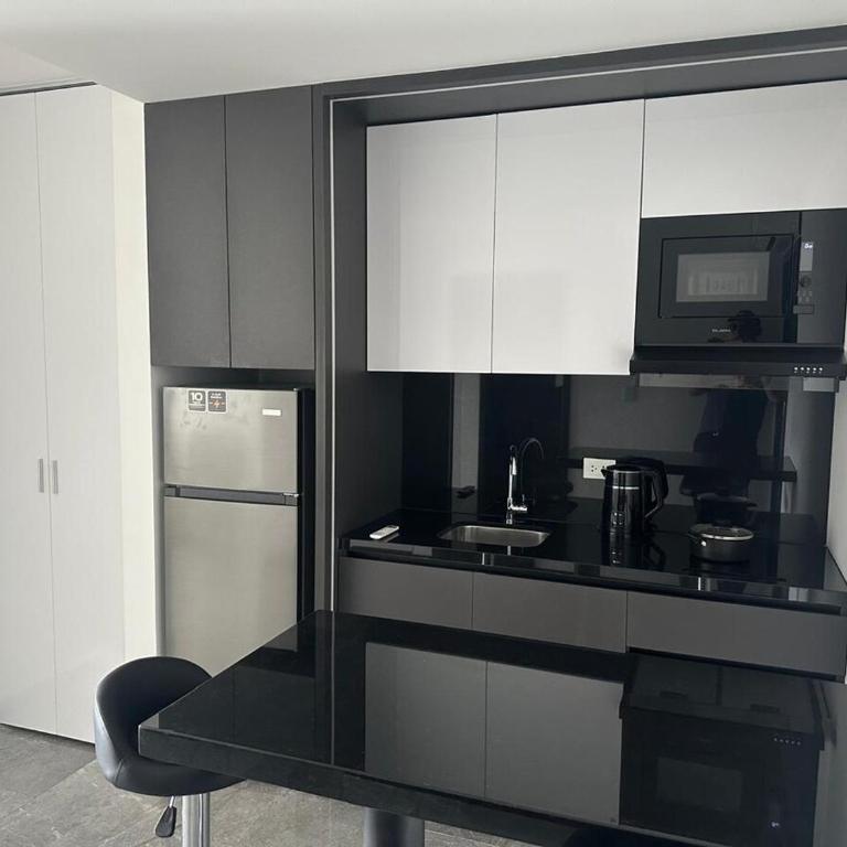 Precioso monoambiente Edificio ARES en ubicación privilegiada - Apartamento de 2 dormitorios - 31
