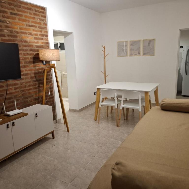 Departamento céntrico para 4 personas con cochera en lugar a metros de consulado I T A L I A N O - Apartamento de 1 dormitorio - 1