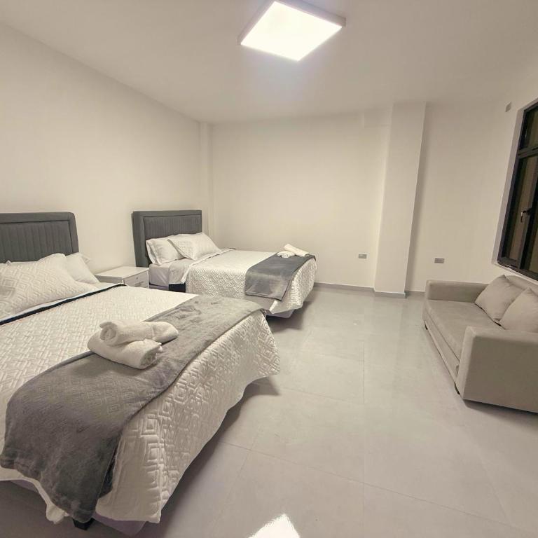 Thomas House - One-Bedroom Apartment - 7