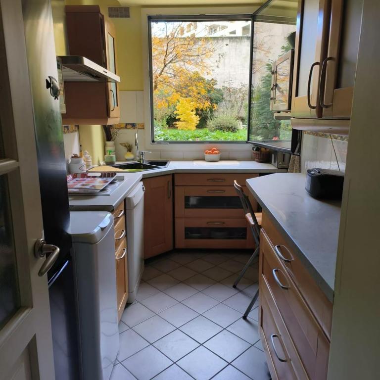 Rez-de-Jardin Calme - Parc des Expo 5min - Parking - Appartement - 12