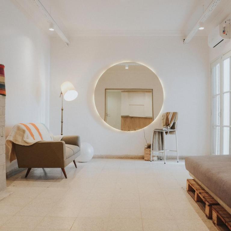 Gran casa privada en Mendoza centro hasta 15 personas - Three-Bedroom House - 14