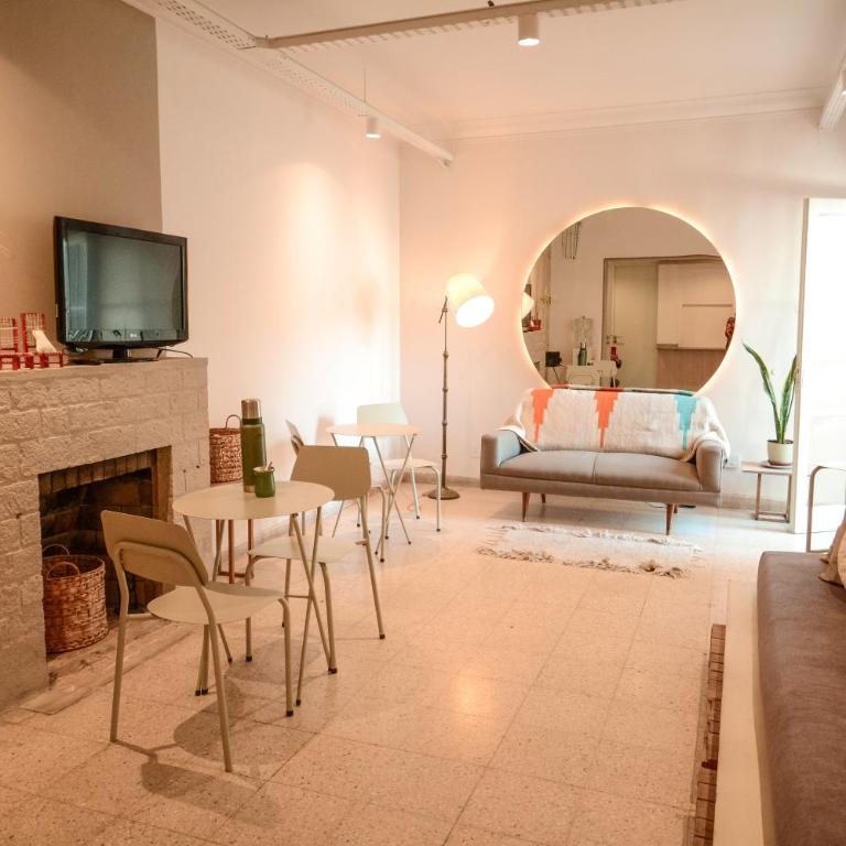 Gran casa privada en Mendoza centro hasta 15 personas - Three-Bedroom House - 16