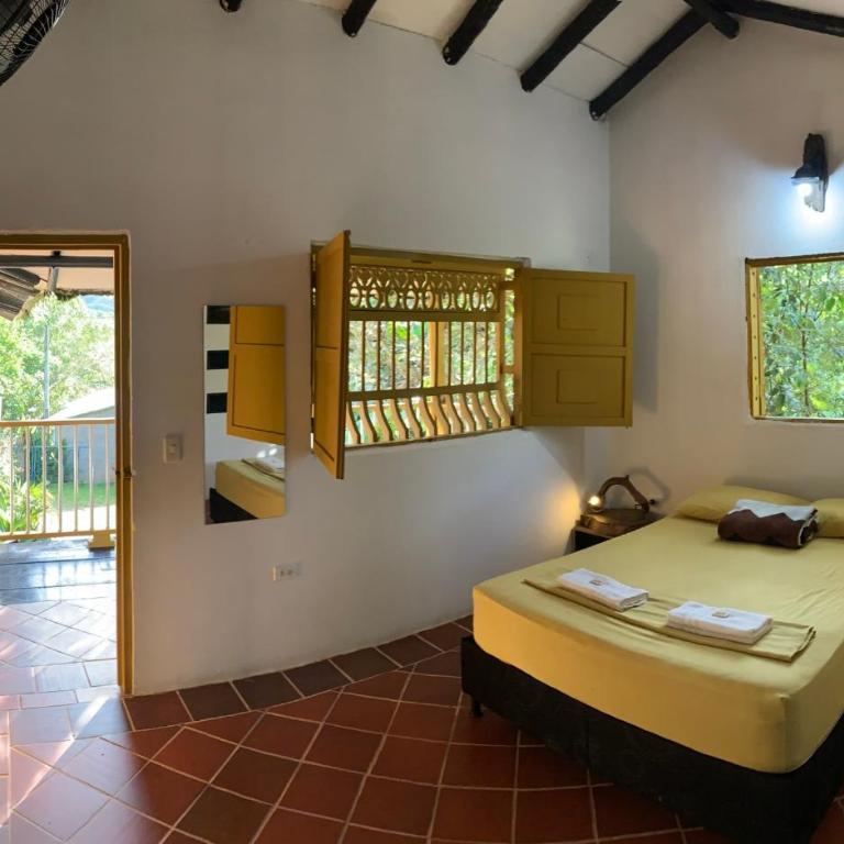 Casa Clandestina Campestre - Habitación Doble Deluxe con balcón - 8
