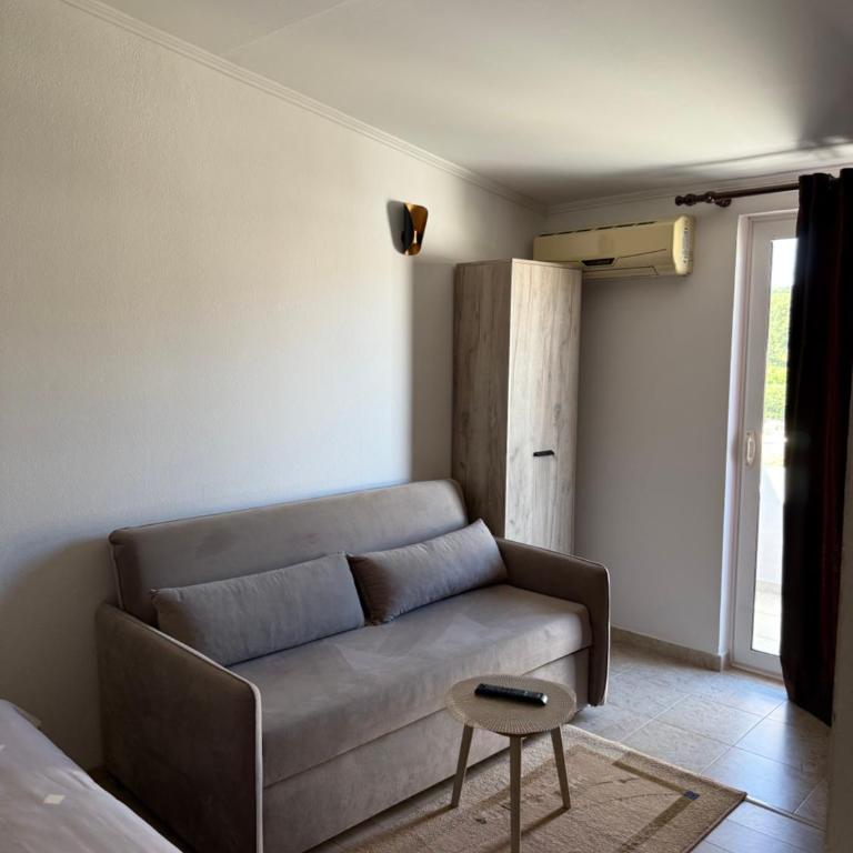Arbequina apart - One-Bedroom Apartment - 5