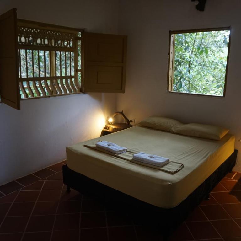 Casa Clandestina Campestre - Habitación Doble Deluxe con balcón - 3