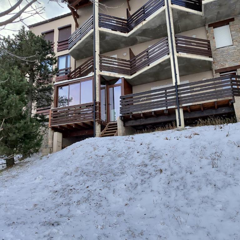 Charmant T2 avec cabine fermée et terrasse - Apartment - 10