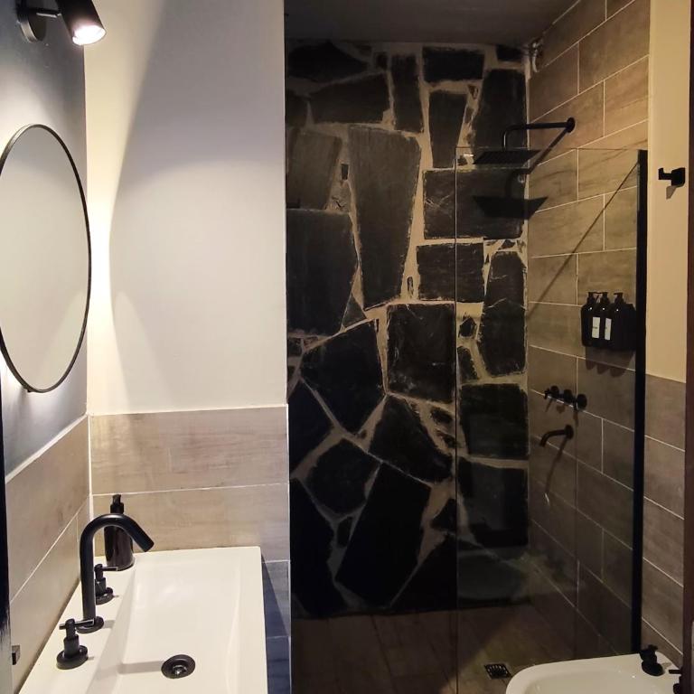 Villa Vadori Suites serranas - Habitación Doble con terraza - 1 o 2 camas - 4