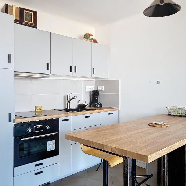 Sea view - Balcony - Beach - Free parking - Appartement 1 Chambre - 6
