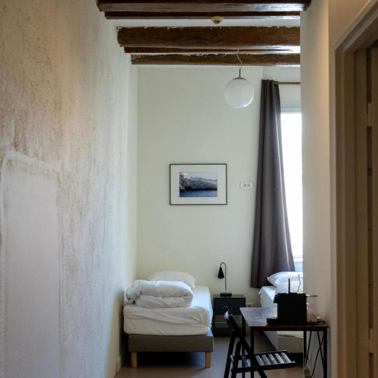 Vertigo Hostel - Chambre Double avec Salle de Bains Privative - 7