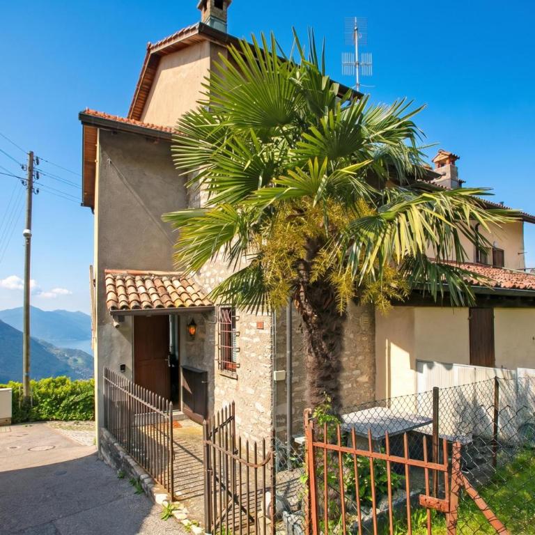 Angelina: Panoramic Lake View House on Monte Brè | Terrace & Balcony - Happy Rentals - Casa Vacanze - 2