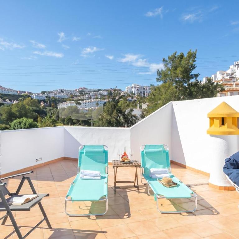 Calahonda Golf - Happy Rentals - Penthouse - 13