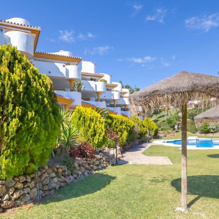Calahonda Golf - Happy Rentals - Penthouse - 25