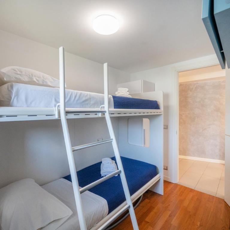 ApartmentsGarda - 42 Bardolino Living - Two-Bedroom Apartment - 9