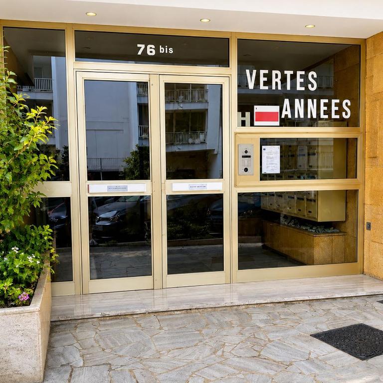 Riviera Beach Juan les Pins 300m plage avec terrasse - Appartement 1 Chambre - 16