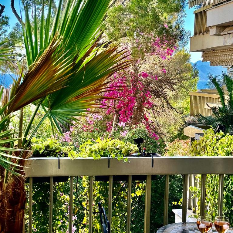 Luxury & Privacy - Pool, Parking, AC - Appartement 3 Chambres - 24
