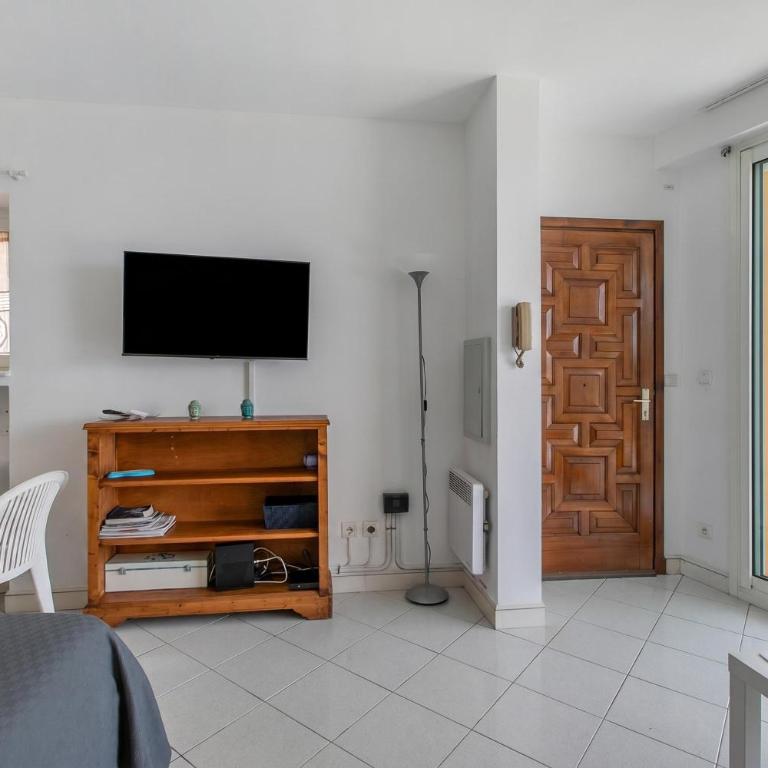 Studio Azur with Sea View Terrace - Happy Rentals - Studio avec Terrasse - 15