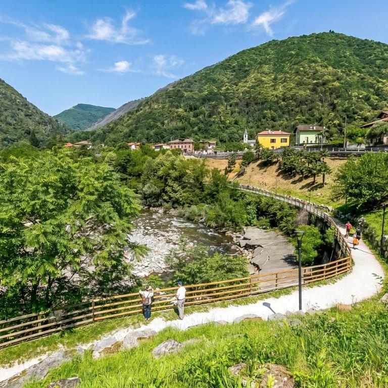 L' angolino di Cannobio: Stone Home for 4 with Terrace - Happy Rentals - Casa Vacanze - 28