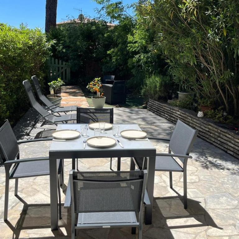 Logement 4 pers à 50m de la plage - Appartement - 1