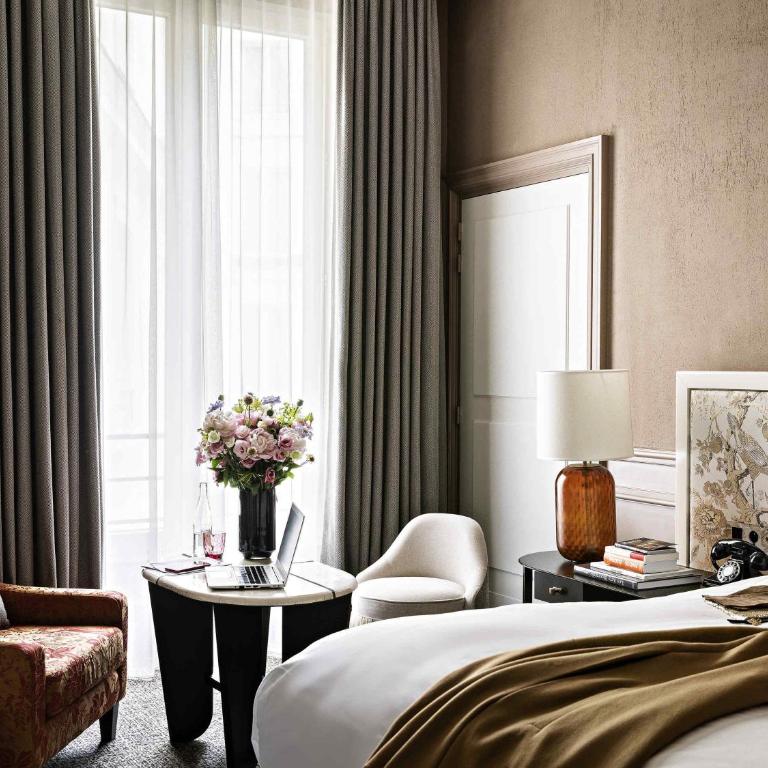 Sofitel Le Scribe Paris Opera - Chambre Premium de Luxe avec 1 Lit Queen-Size - Vue sur Cour ou Rue Scribe - 1
