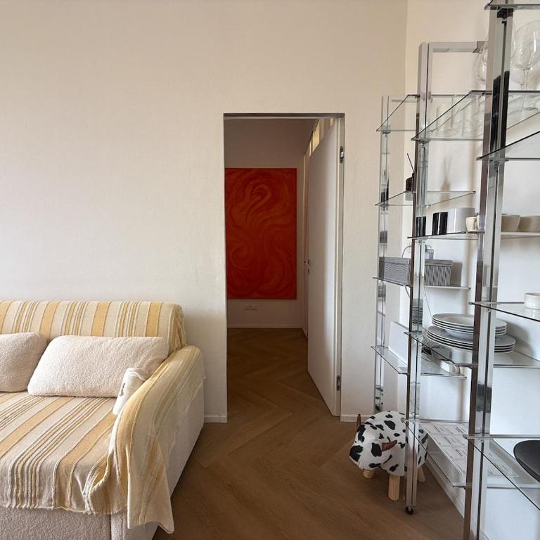 Curated artistic apartment - La Spezia - One-Bedroom Apartment - 8