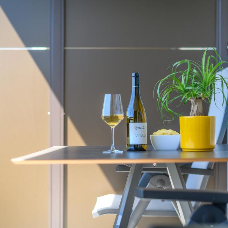 Hotel Cornelian Suites & Rooms - Camera Matrimoniale con Balcone - 5