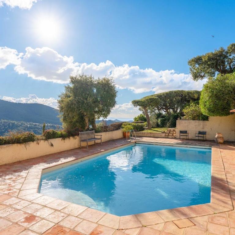 Villa 10p Vue Mer Colline Grande Piscine Dépendance - Villa - 58