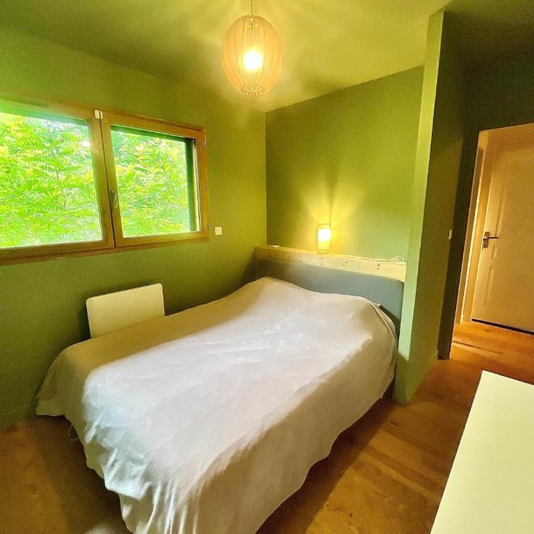Appartement Tout confort le piste berger ou studio cosy dans un grand chalet au calme! - Apartment mit 2 Schlafzimmern - 9