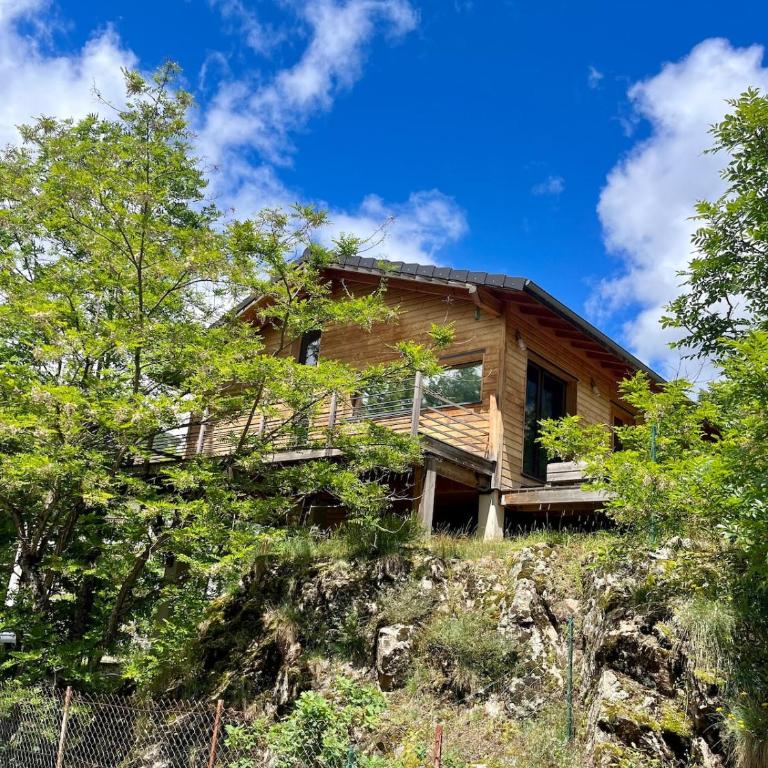 Appartement Tout confort le piste berger ou studio cosy dans un grand chalet au calme! - Apartment mit 2 Schlafzimmern - 11