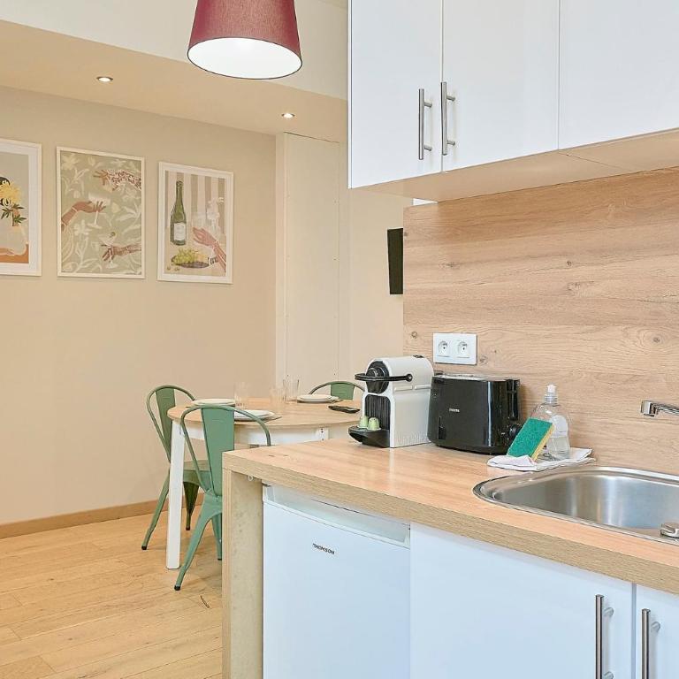 Lille Centre - Nice, cozy and functional studio - Apartment - 15