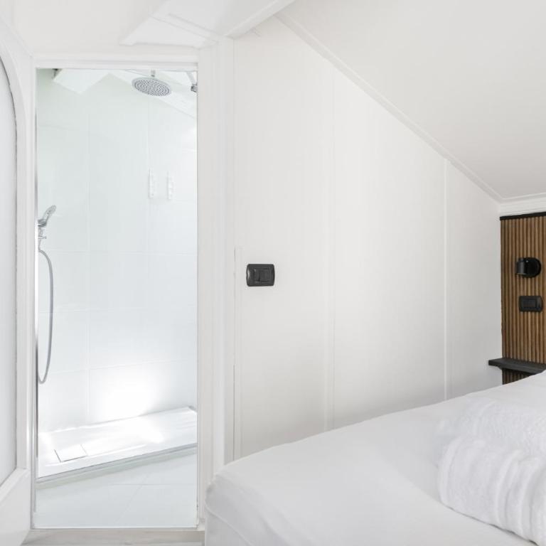 Easylife - Como - Duomo 17 P3 - Lago di Como - Appartamento - 13