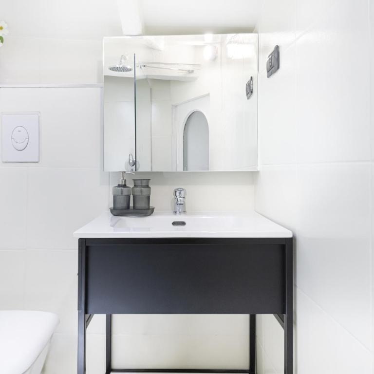 Easylife - Como - Duomo 17 P3 - Lago di Como - Appartamento - 20