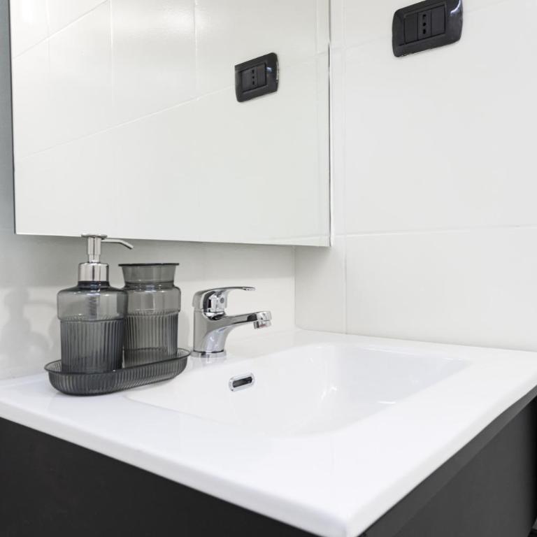 Easylife - Como - Duomo 17 P3 - Lago di Como - Appartamento - 21