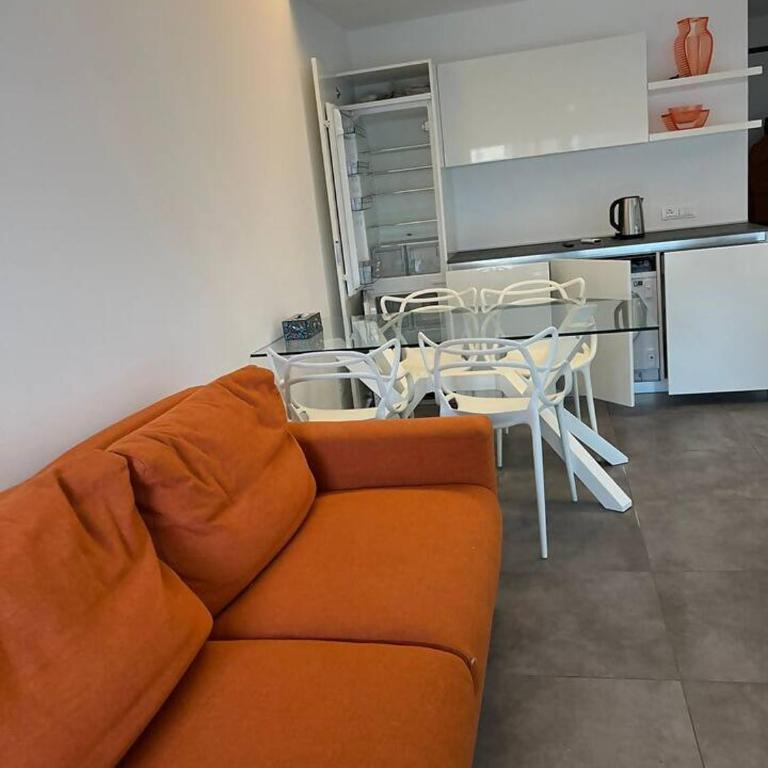 Appartamento a Loano (mare e centro) - Apartment with Balcony - 2