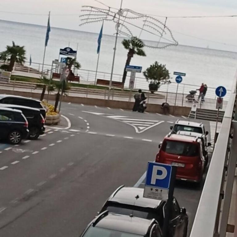 Appartamento a Loano (mare e centro) - Apartment with Balcony - 14